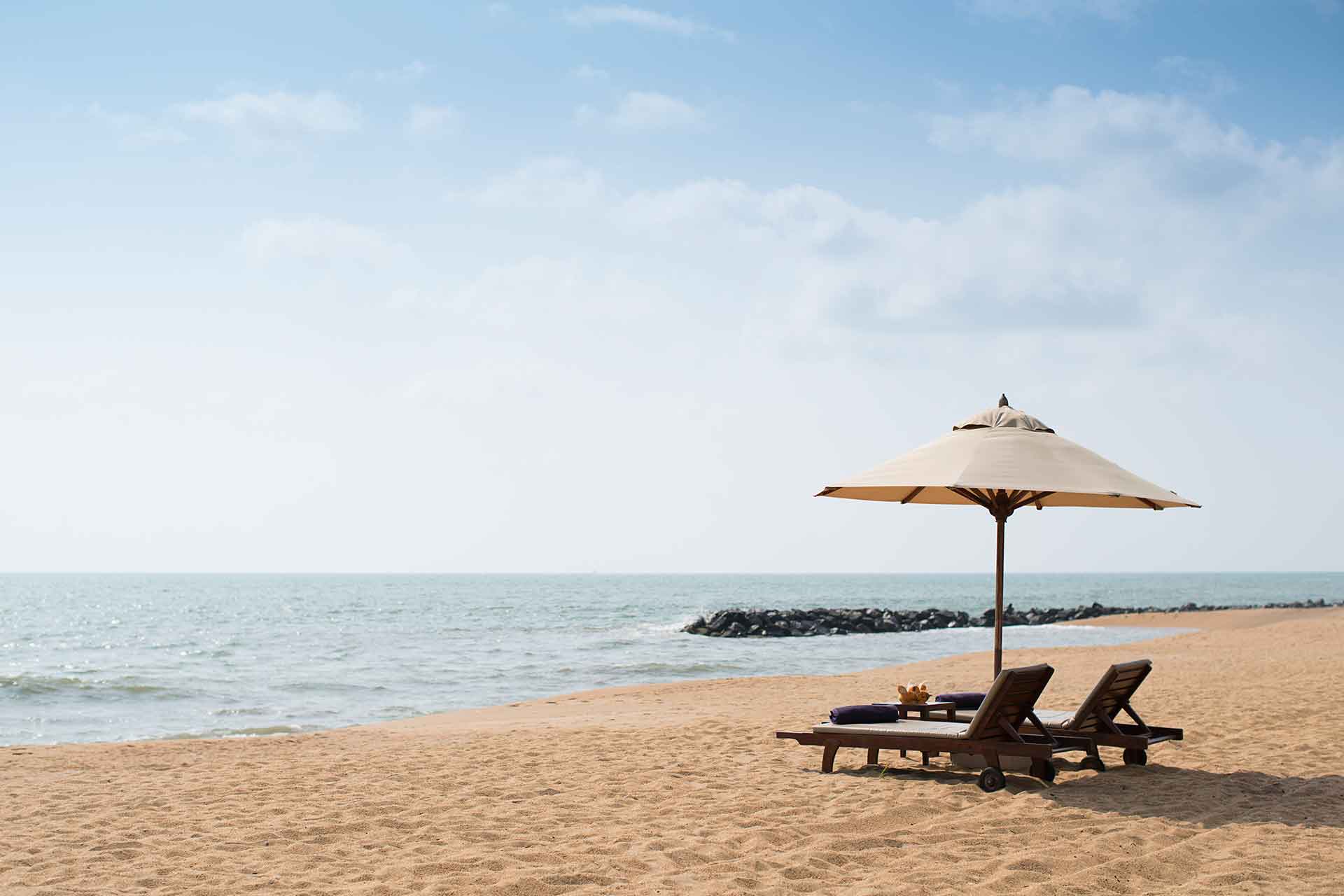kalutara beach near AVANI kalutara resort