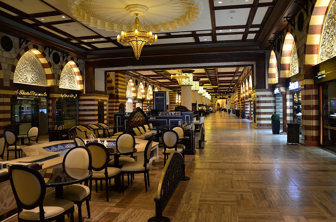 1087px-Dubai_Darafsh_(133)