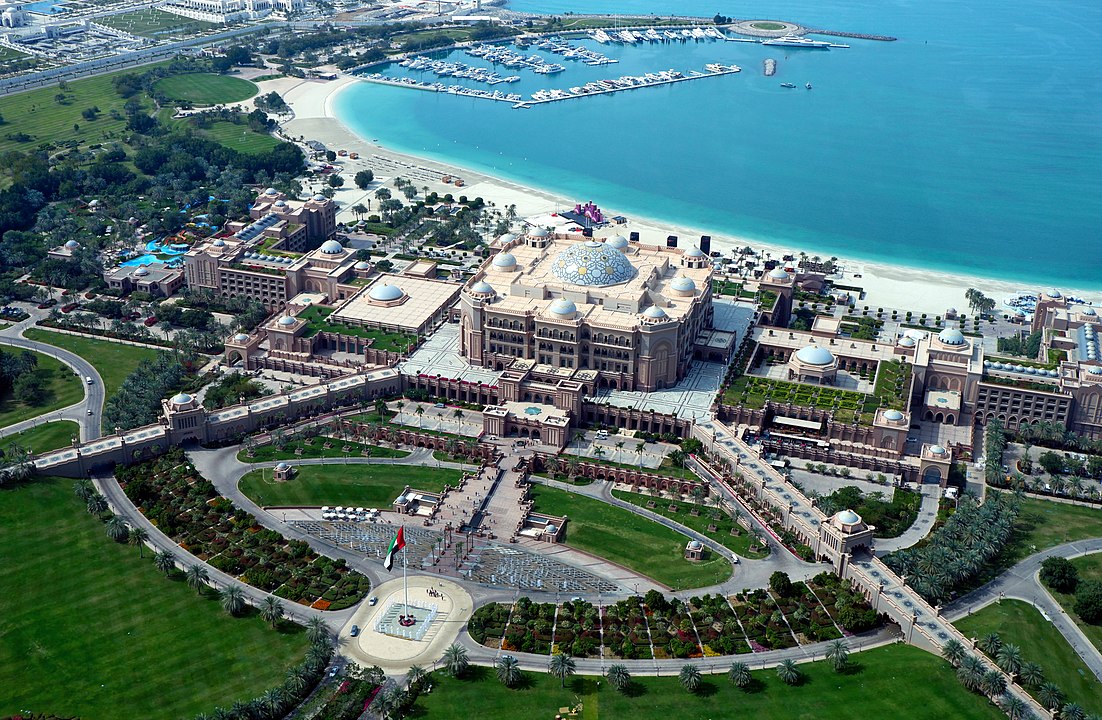 1102px-Emirates_Palace