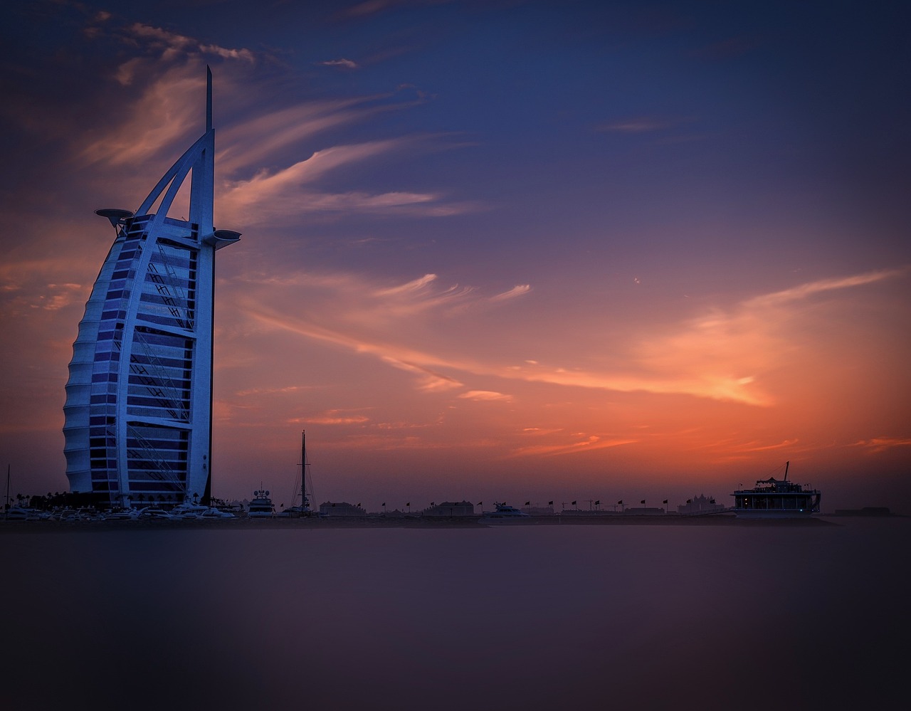 dubai-2014317_1280 (1)