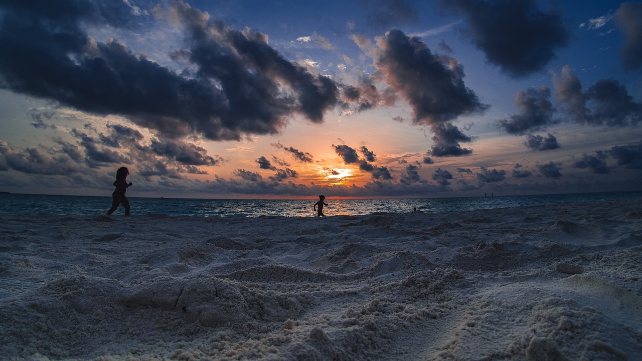 beach-4980472_1280