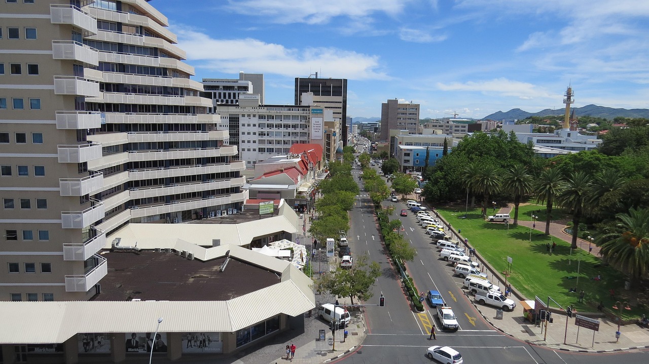 windhoek-269058_1280